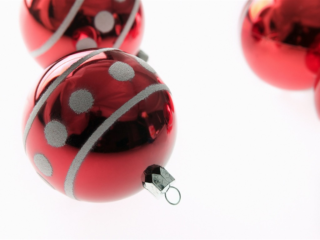 Christmas balls wallpaper (8) #16 - 1024x768