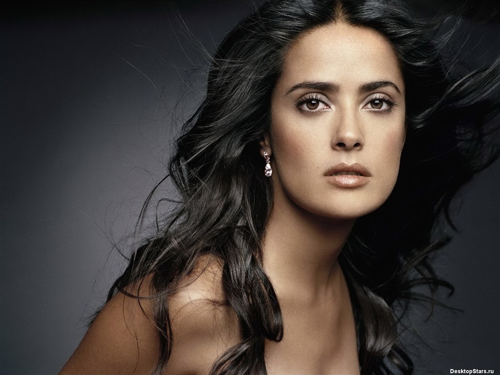 Salma Hayek beau fond d'écran (1) #16 - 1024x768