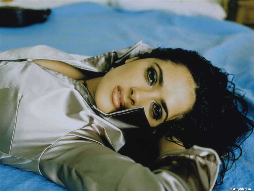 Salma Hayek beau fond d'écran (1) #17 - 1024x768