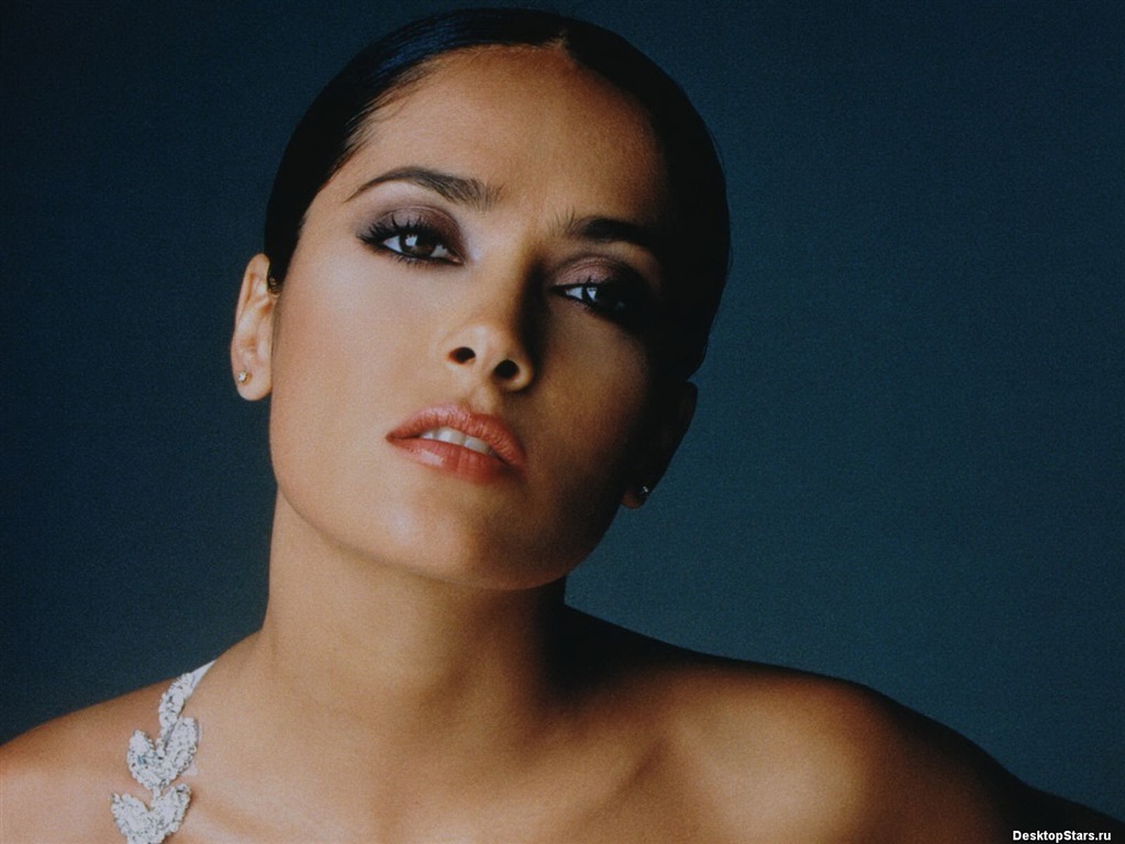 Salma Hayek beau fond d'écran (1) #20 - 1024x768