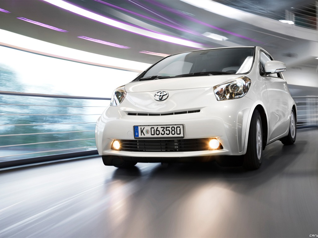 Toyota iQ - 2009 HD wallpaper (1) #2 - 1024x768