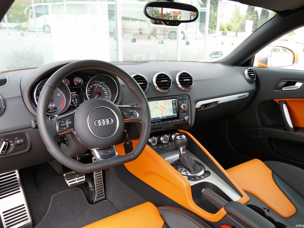 Audi TTS Coupé - 2010 fondos de escritorio de alta definición #7 - 1024x768