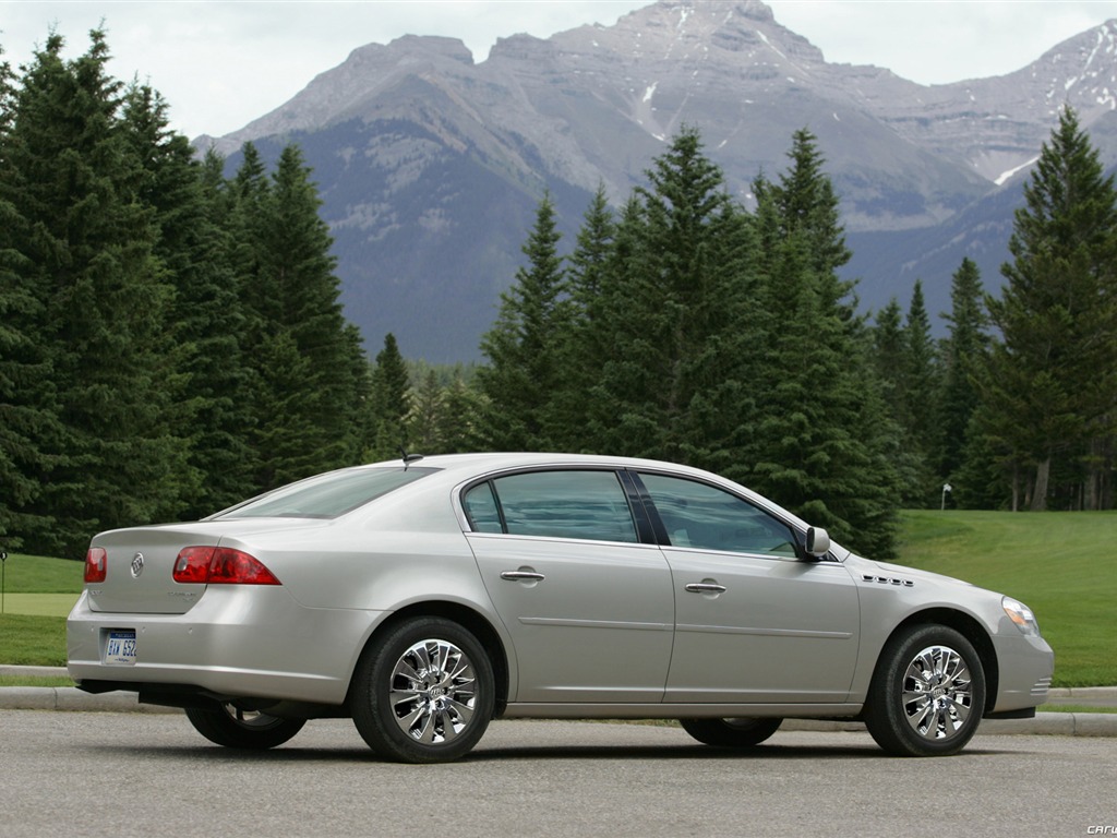 Buick Enclave CXL LaCrosse 4-cylindres Lucerne - 2011 fonds d'écran HD #12 - 1024x768