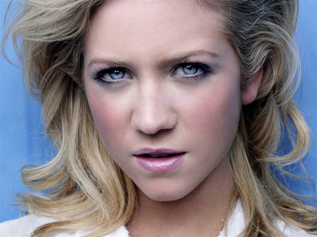 Brittany Snow krásnou tapetu #13 - 1024x768