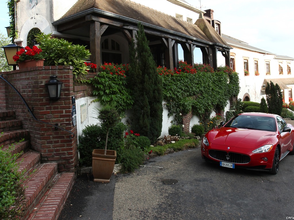 Maserati GranTurismo - 2010 HD Wallpaper #29 - 1024x768