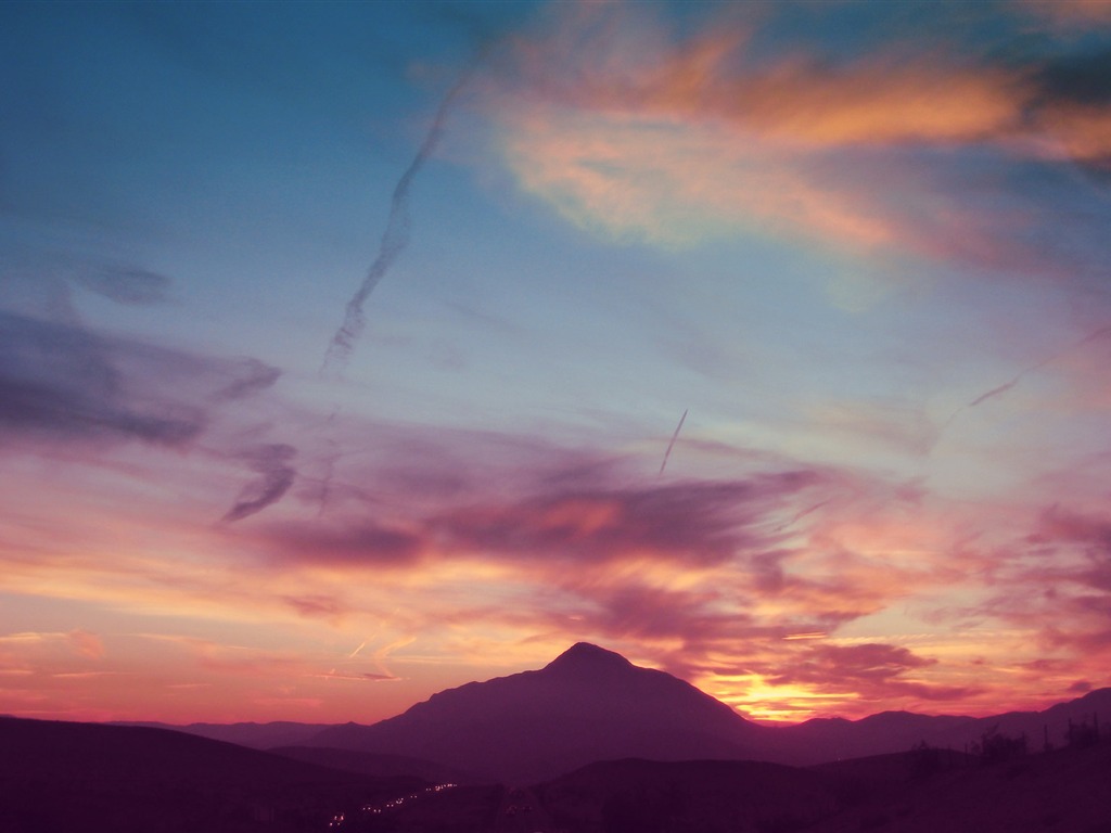 Dark color landscape wallpaper (2) #10 - 1024x768