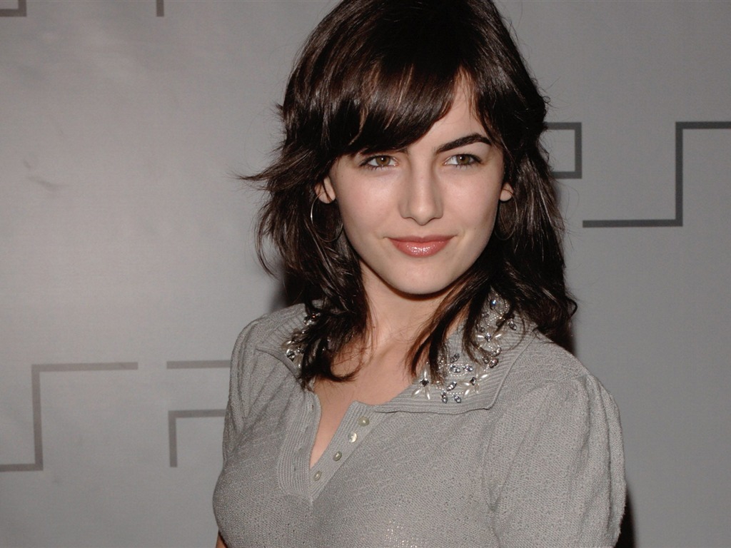 Camilla Belle hermosos fondos de escritorio #1 - 1024x768