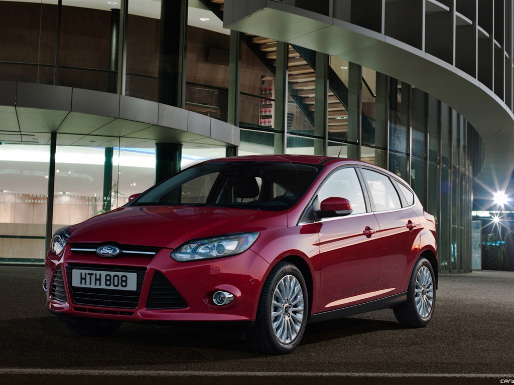 Ford Focus Hatchback 5-door - 2011 福特8 - 1024x768