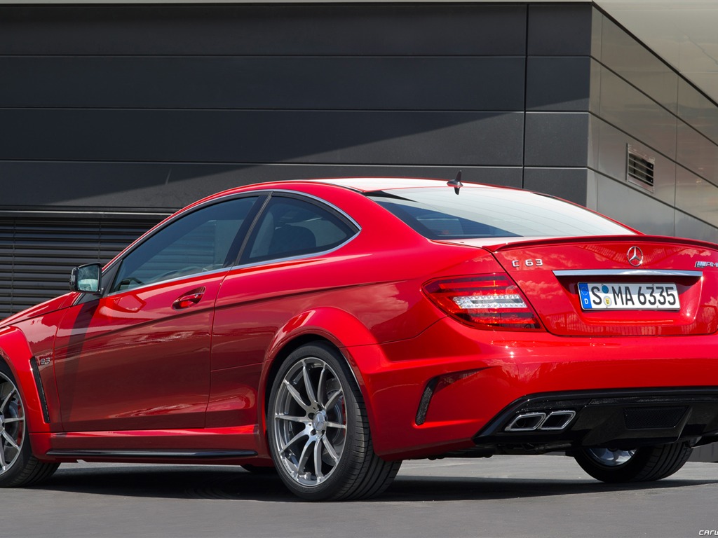 Mercedes-Benz C63 AMG Coupe Black Series - 2011 奔驰8 - 1024x768