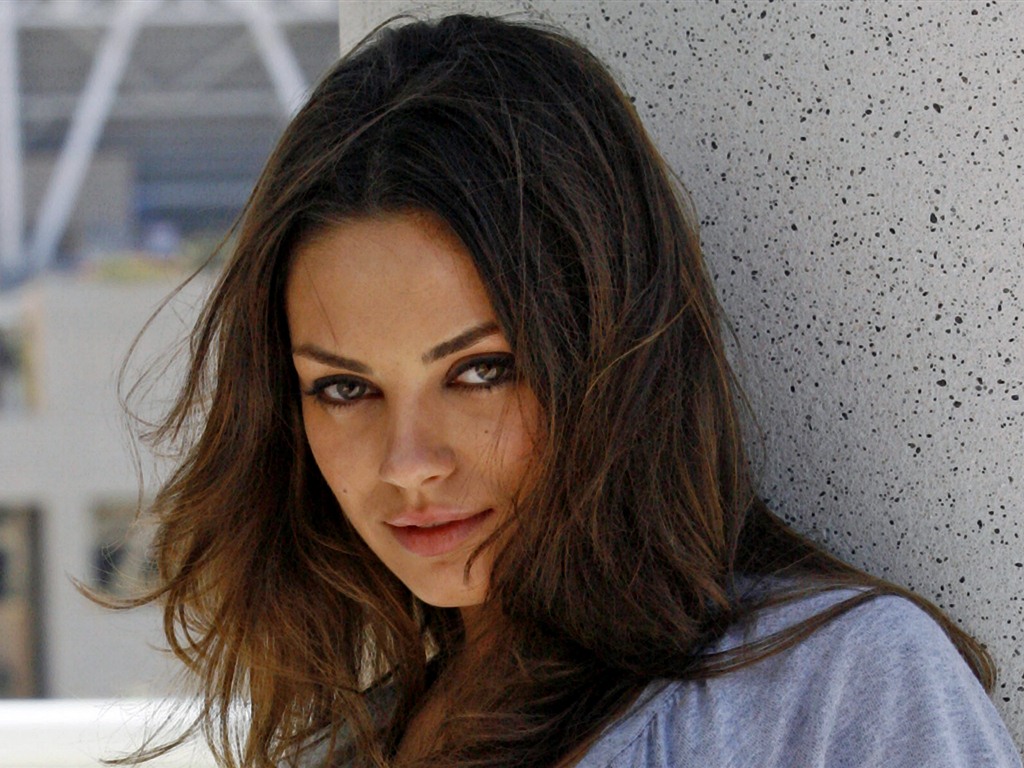 Mila Kunis 米拉·庫妮絲 美女壁紙 #11 - 1024x768