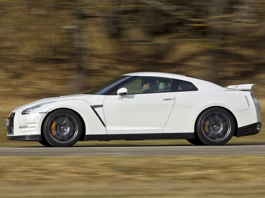 Nissan GT-R Egoist 2011 HD wallpapers #8 - 1024x768