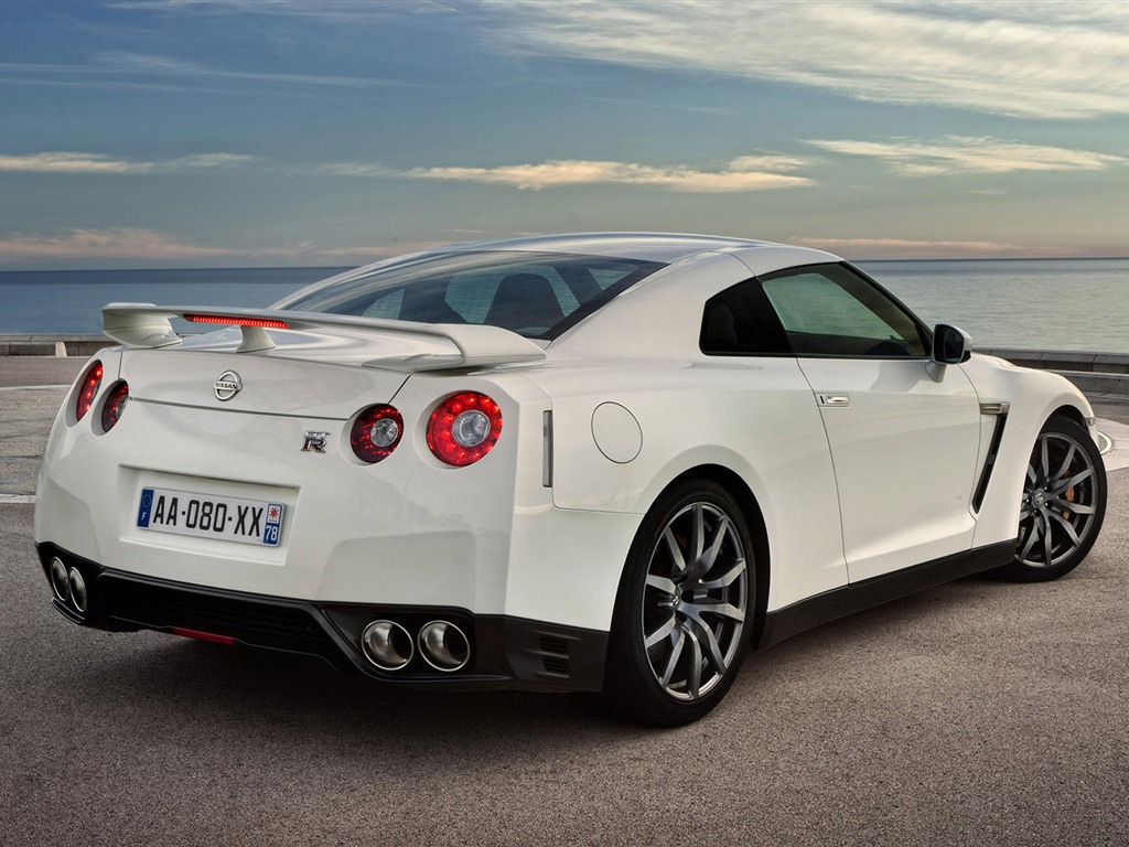 Nissan GT-R Egoist 2011 日產GT-R 利己主義高清壁紙 #23 - 1024x768