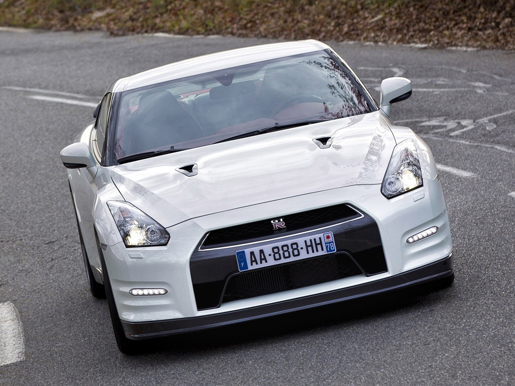 Nissan GT-R egoista 2011 HD tapety na plochu #40 - 1024x768