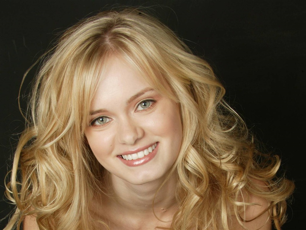 Sara Paxton 薩拉·帕克斯頓 美女壁紙 #5 - 1024x768