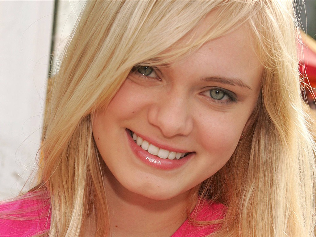 Sara Paxton 薩拉·帕克斯頓 美女壁紙 #9 - 1024x768
