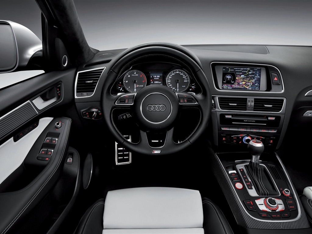 2013 Audi SQ5 TDI 奥迪 高清壁纸18 - 1024x768