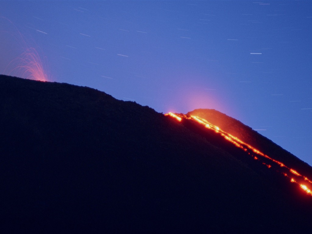壮大な風景の壁紙の火山噴火 #3 - 1024x768