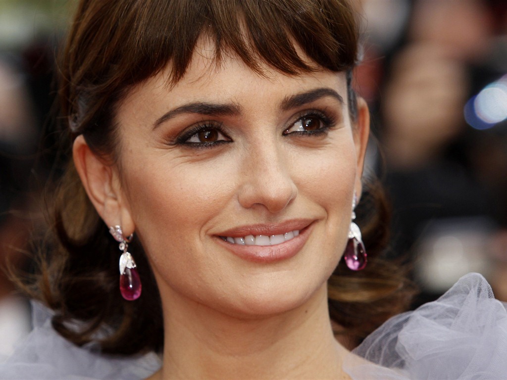 Penelope Cruz 佩內洛普·克魯茲高清壁紙 #19 - 1024x768