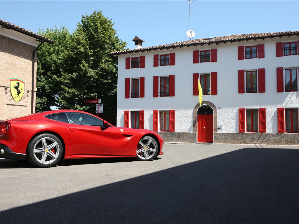 2012 Ferrari F12 Berlinetta 法拉利 高清壁纸11 - 1024x768