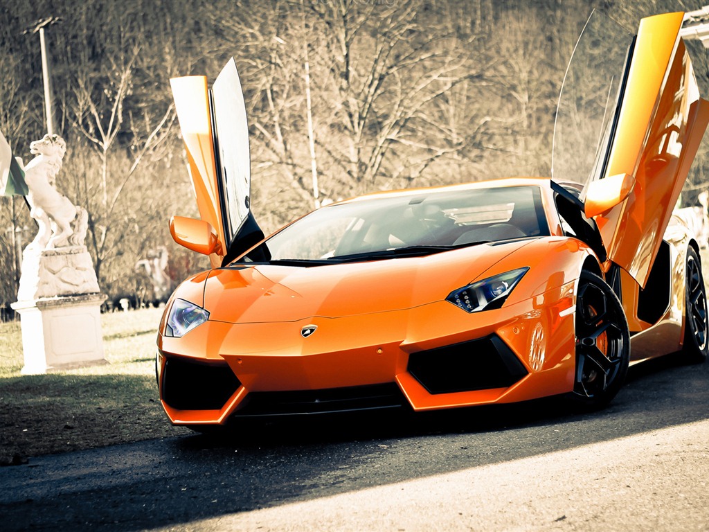 2012 Lamborghini Aventador LP700-4 蘭博基尼高清壁紙 #26 - 1024x768