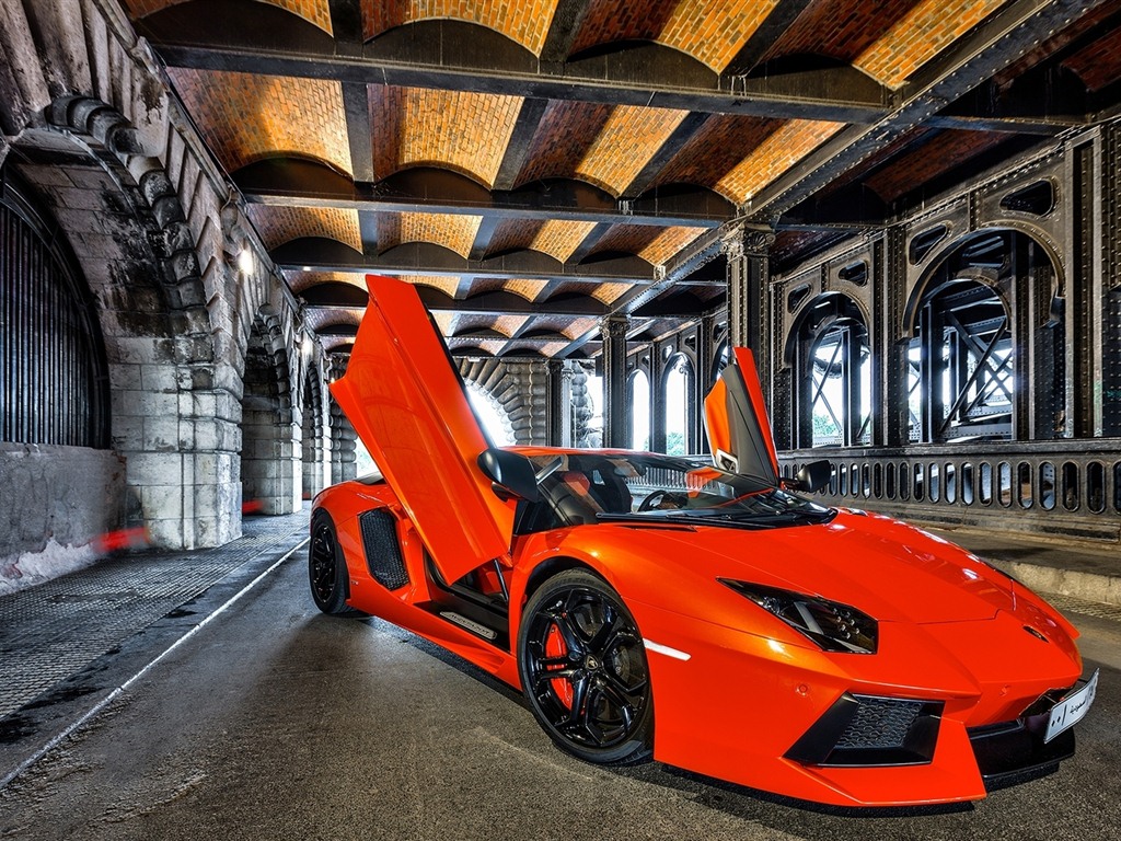 2012ランボルギーニAventador LP700-4 HDの壁紙 #29 - 1024x768