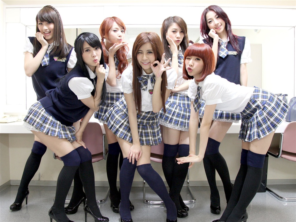 Weather Girls 天气女孩 高清壁纸8 - 1024x768