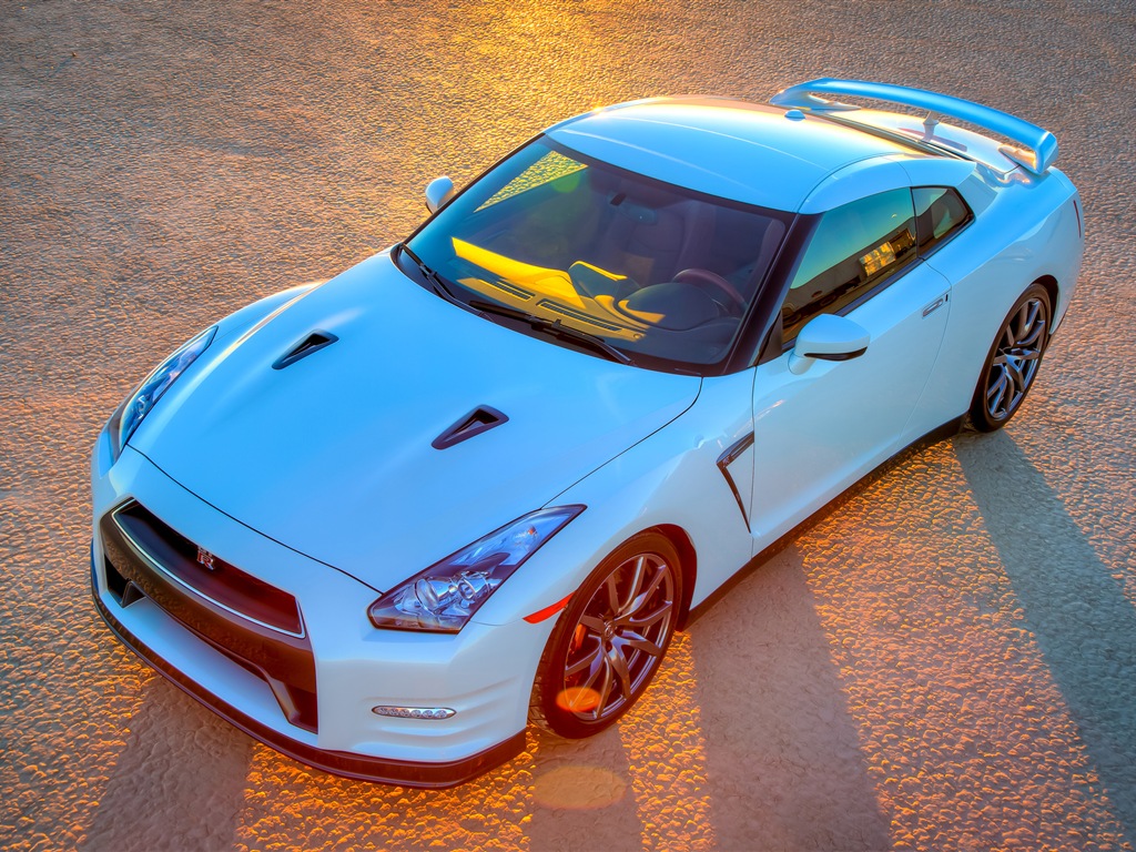 2013 Nissan GT-R R35 USA version 日产 美国版 高清壁纸16 - 1024x768