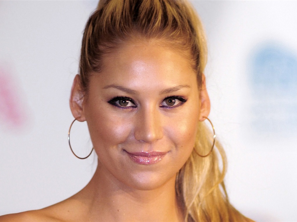 Anna Kournikova fonds d'écran magnifique #20 - 1024x768