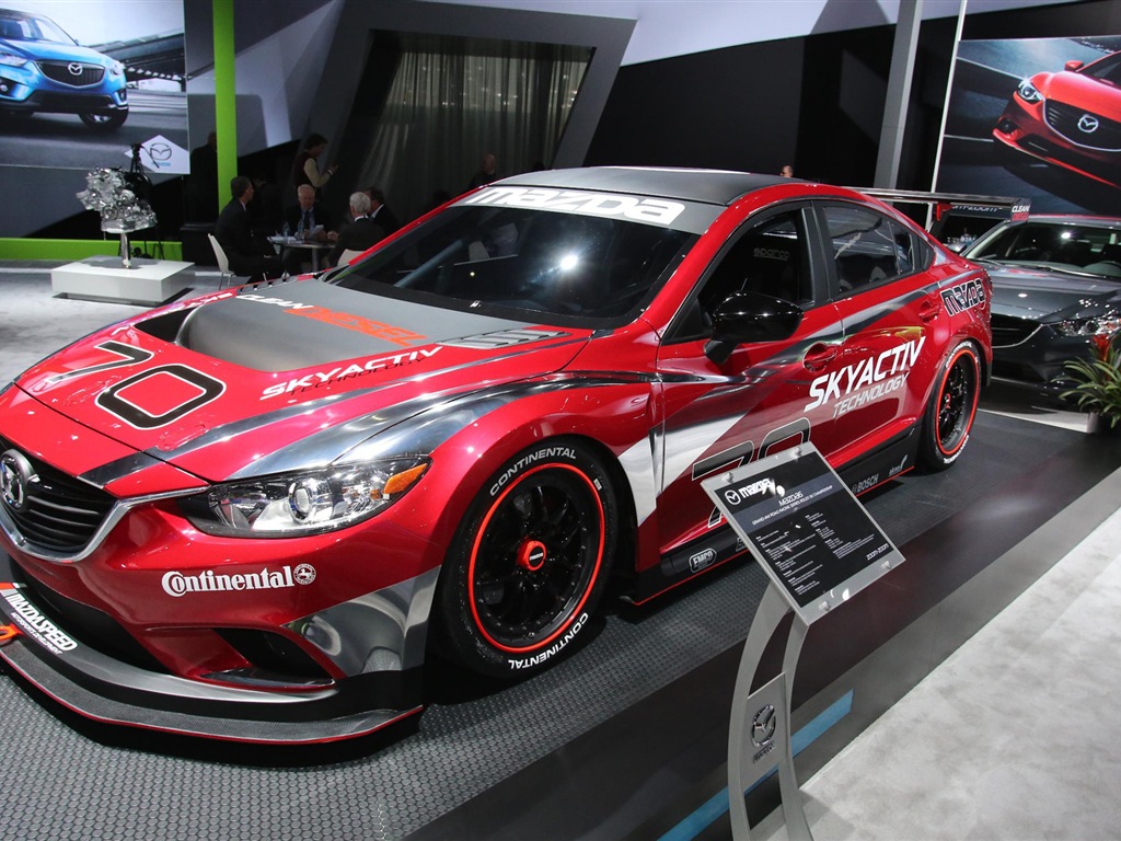 2013 Mazda SKYACTIV-D de 6 coches de carreras HD fondos de pantalla #1 - 1024x768