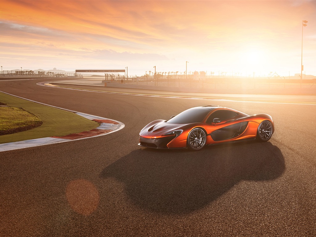 2013 McLaren P1 supercar 迈凯轮P1 超级跑车高清壁纸6 - 1024x768