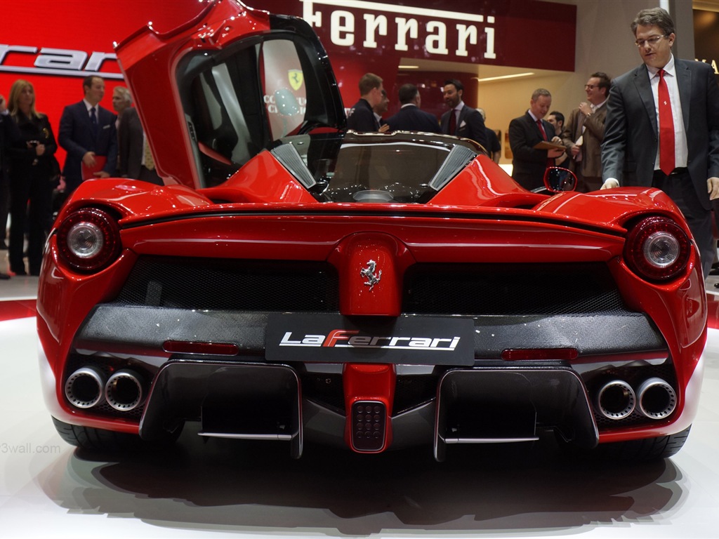 2013 Ferrari LaFerrari 法拉利LaFerrari红色超级跑车高清壁纸16 - 1024x768