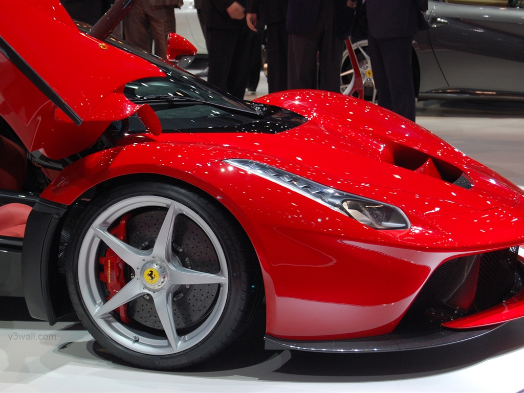 2013 Ferrari rouge LaFerrari supercar HD fonds d'écran #20 - 1024x768