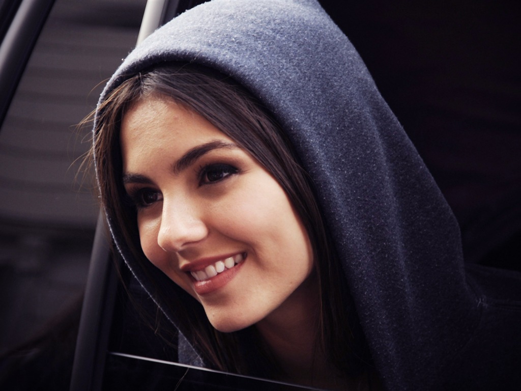 Victoria Justice 維多利亞·嘉絲蒂 美女壁紙 #28 - 1024x768