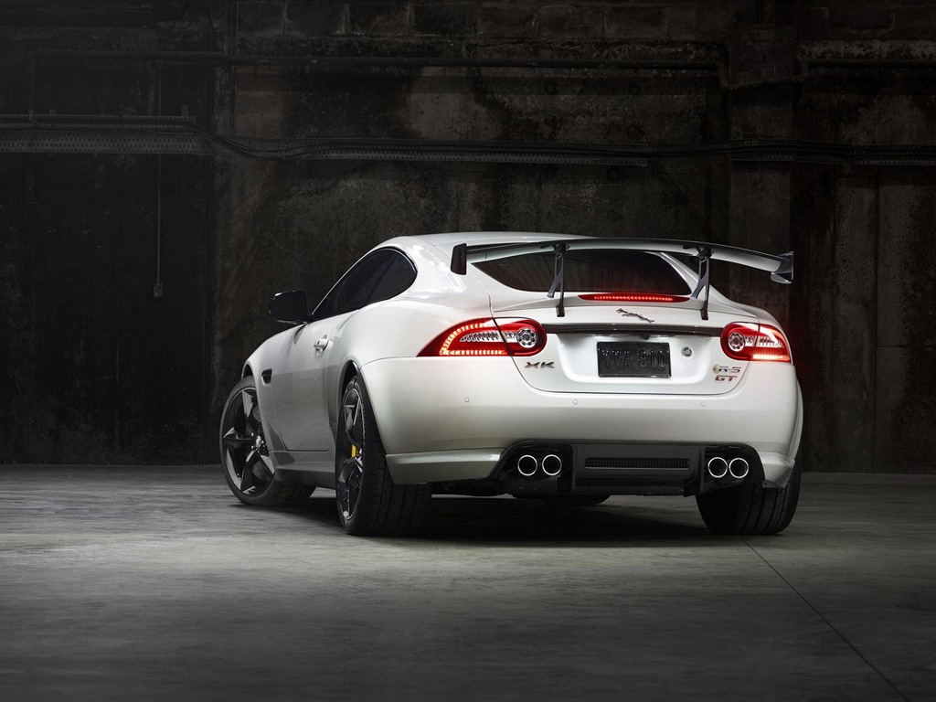 2014 Jaguar XKR-S GT 捷豹XKR-S GT跑车高清壁纸14 - 1024x768