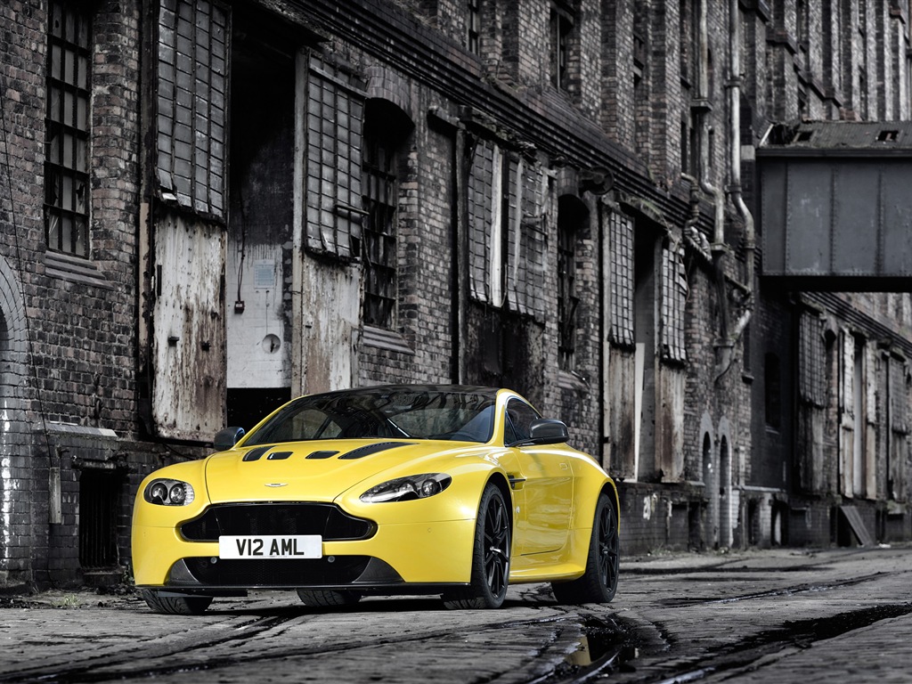 2013 Aston Martin V12 Vantage S 阿斯顿·马丁V12 Vantage 高清壁纸1 - 1024x768