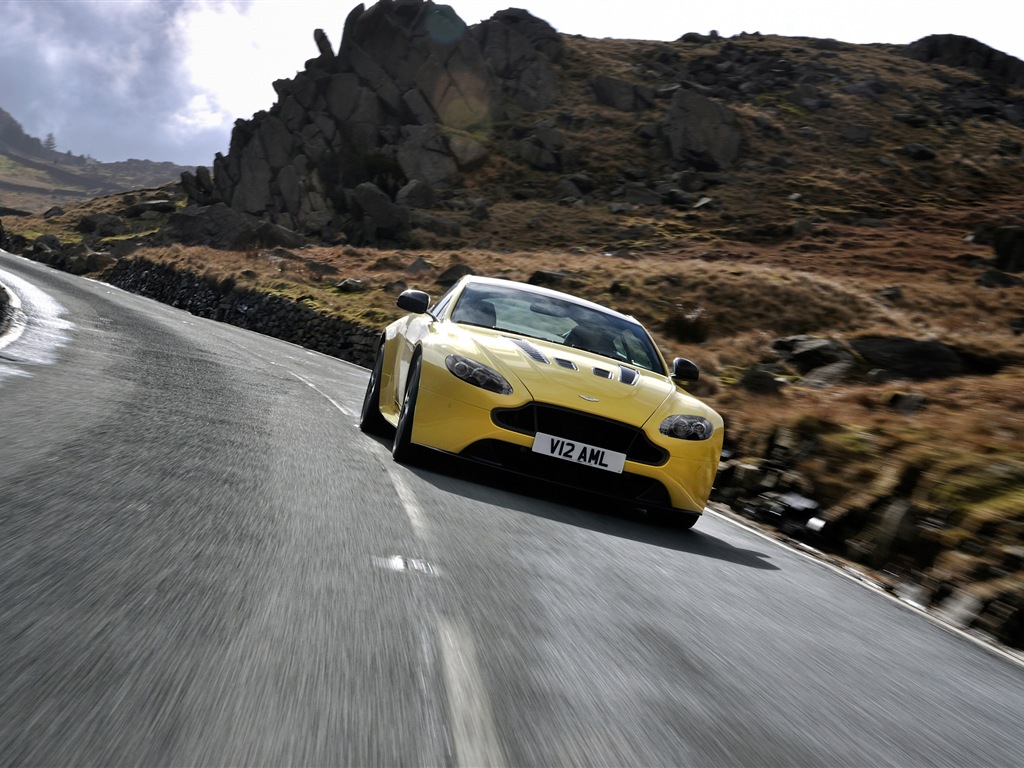 2013 Aston Martin V12 Vantage S 阿斯顿·马丁V12 Vantage 高清壁纸6 - 1024x768