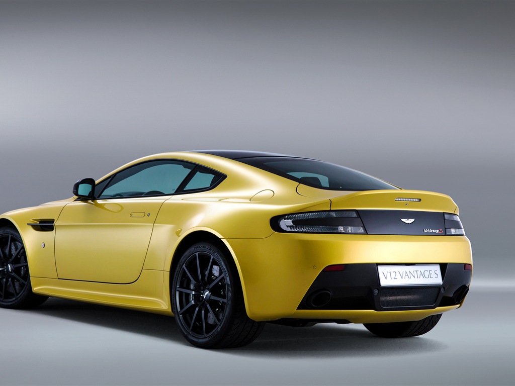 2013 Aston Martin V12 Vantage S 阿斯頓·馬丁V12 Vantage 高清壁紙 #12 - 1024x768