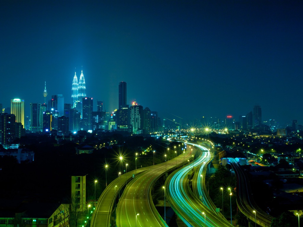 Noche de la ciudad con encanto fondos de pantalla HD #5 - 1024x768