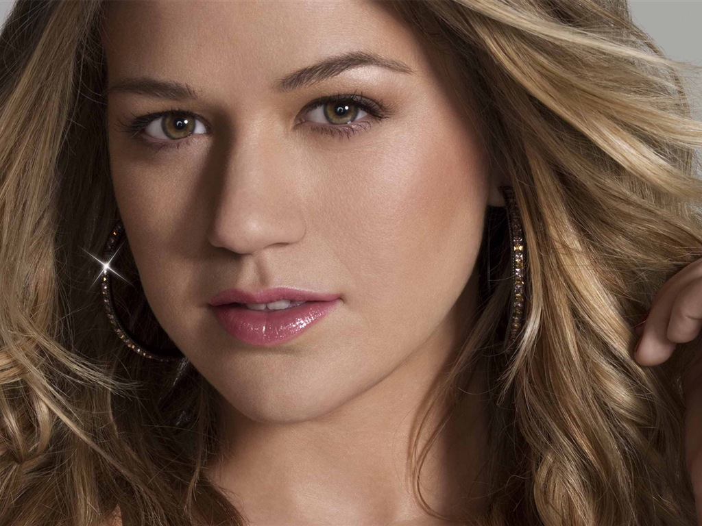 Kelly Clarkson beaux fonds d'écran #19 - 1024x768