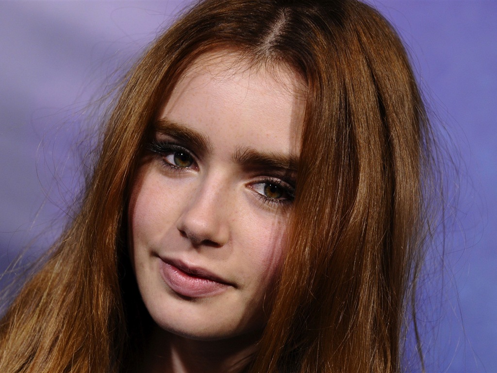 Lily Collins 莉莉·柯林斯 美女壁紙 #2 - 1024x768