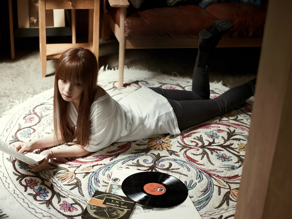 JUNIEL Korea krásné HD tapety na plochu dívky #8 - 1024x768