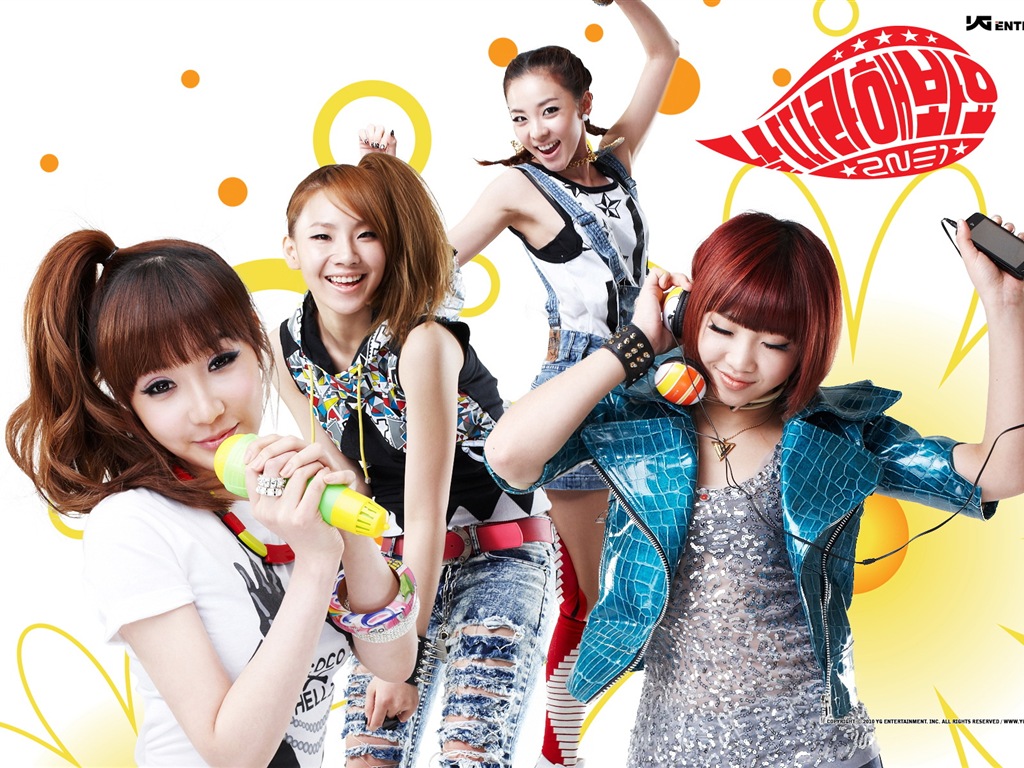 Korean music girls skupina 2NE1 HD tapety na plochu #23 - 1024x768