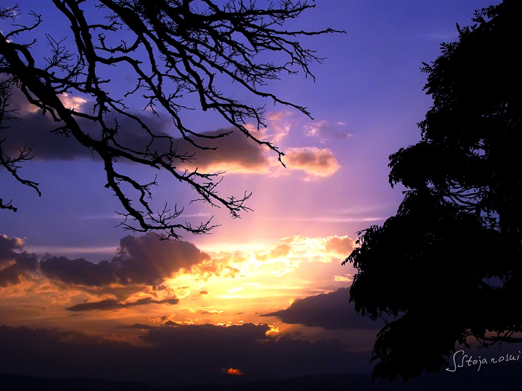 Après le coucher du soleil, le lac d'Ohrid, fonds d'écran Windows 8 thème HD #3 - 1024x768