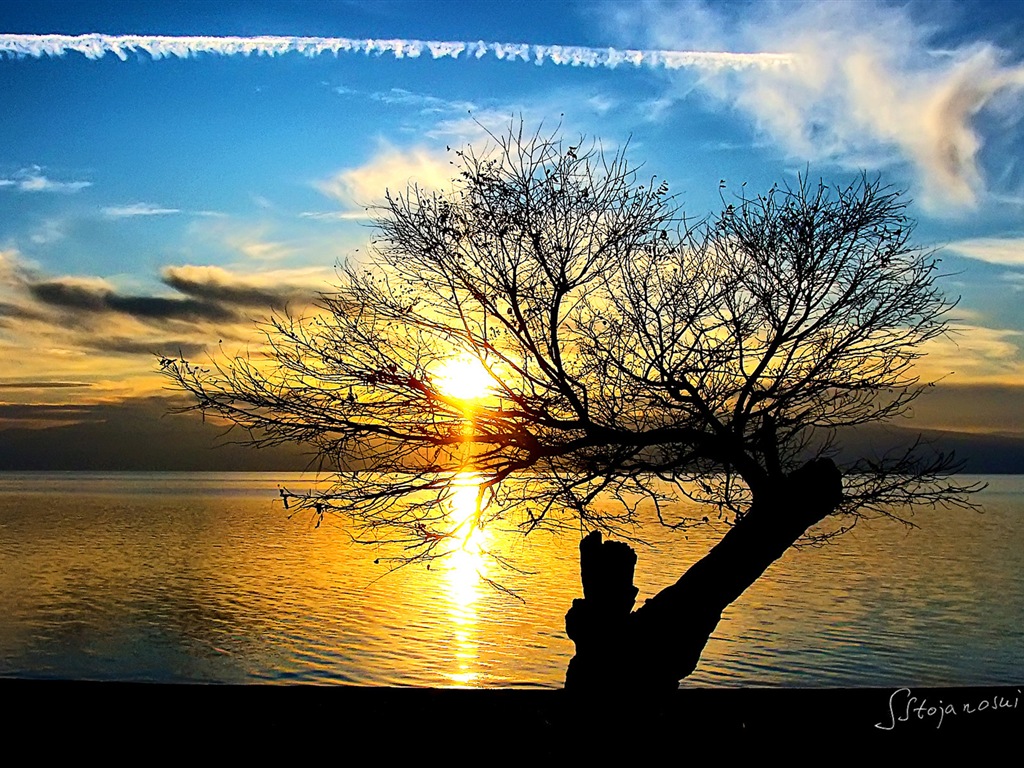 Nach Sonnenuntergang, See Ohrid, Windows 8 Theme HD Wallpaper #5 - 1024x768