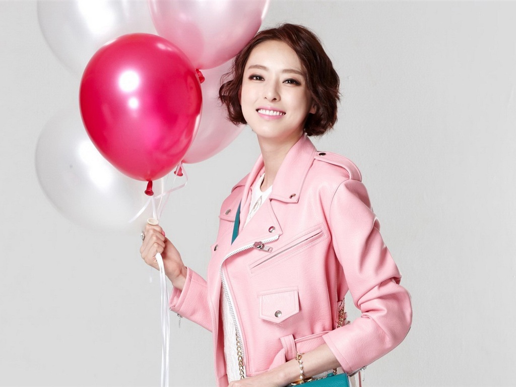 Korean beautiful girl, Lee Da Hae, HD wallpapers #21 - 1024x768