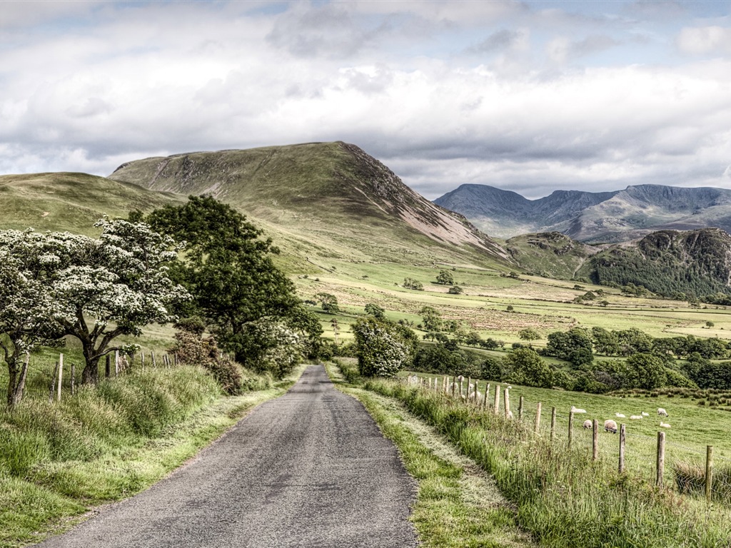 Paysage européen, Windows 8 fonds d'écran widescreen panoramique #17 - 1024x768