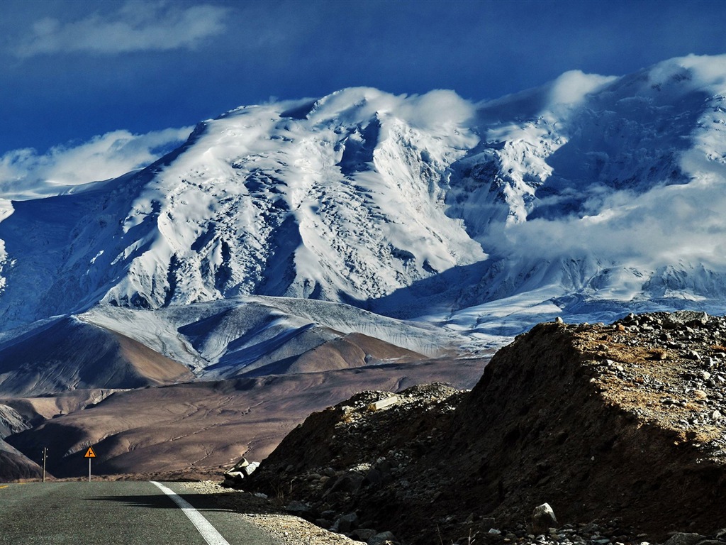 Pamir beaux fonds d'écran paysage HD #13 - 1024x768