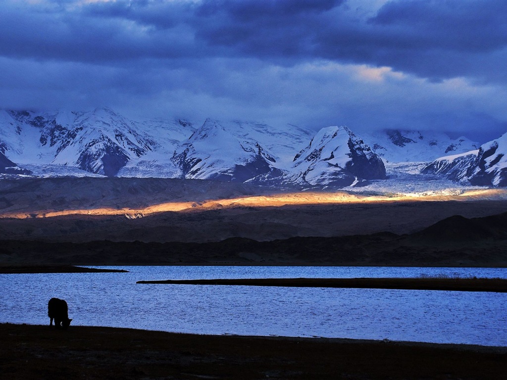 Pamir beaux fonds d'écran paysage HD #15 - 1024x768