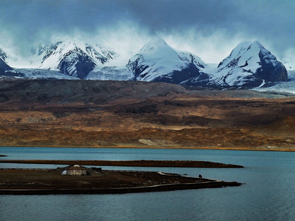 Pamir beaux fonds d'écran paysage HD #18 - 1024x768