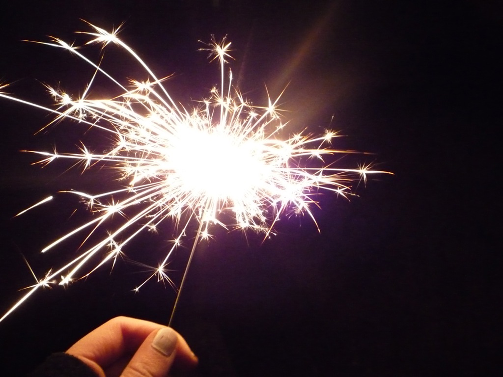 La belleza del cielo nocturno, fuegos artificiales hermosos fondos de pantalla #18 - 1024x768